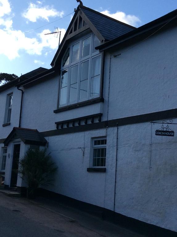 道利什The Coach House住宿加早餐旅馆 外观 照片